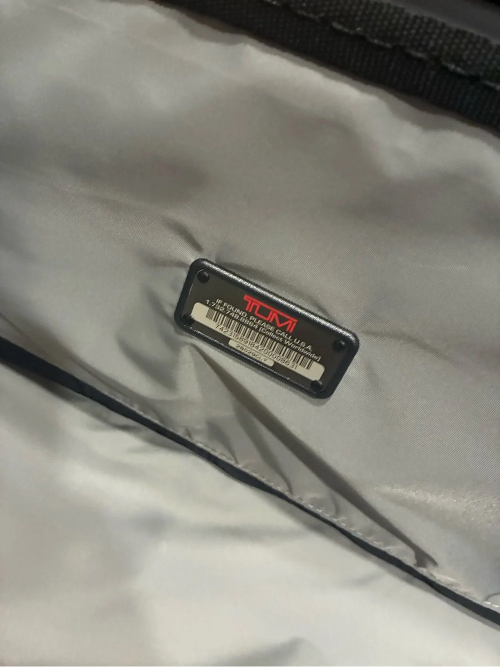 Tumi good used